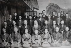 瞰望岩下大正12年6月開拓功労者表彰記念